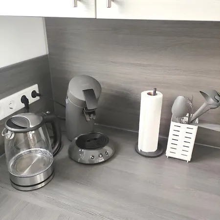 Laura 70qm Bis 5 Gaeste Mit Fass-sauna, Whirlpool April Bis Oktober, 75qm Terrasse Und Eingezaeunten Garten Haustiere Willkommen