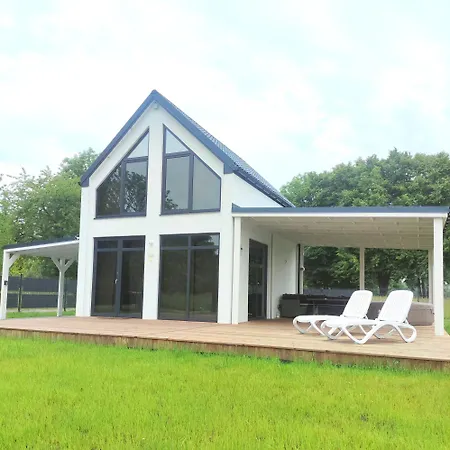 Prázdninový dům Laura 70qm Bis 5 Gaeste Mit Fass-sauna, Whirlpool April Bis Oktober, 75qm Terrasse Und Eingezaeunten Garten Haustiere Willkommen *