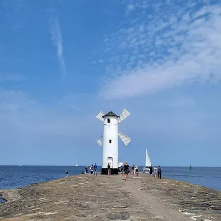 Laura 70qm Bis 5 Gaeste Mit Fass-sauna, Whirlpool April Bis Oktober, 75qm Terrasse Und Eingezaeunten Garten Haustiere Willkommen Prázdninový dům *