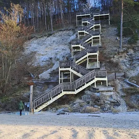 Laura 70qm Bis 5 Gaeste Mit Fass-sauna, Whirlpool April Bis Oktober, 75qm Terrasse Und Eingezaeunten Garten Haustiere Willkommen Prázdninový dům