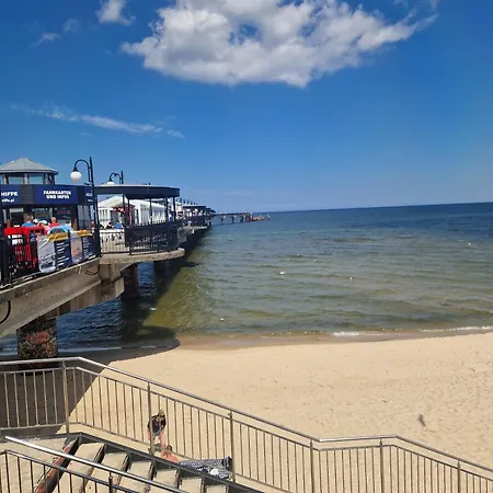 Laura 70qm Bis 5 Gaeste Mit Fass-sauna, Whirlpool April Bis Oktober, 75qm Terrasse Und Eingezaeunten Garten Haustiere Willkommen *